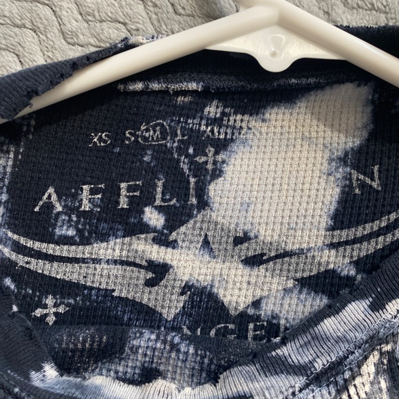 Size men’s medium/M Affliction long sleeve thermal shirt - Picture 5 of 6